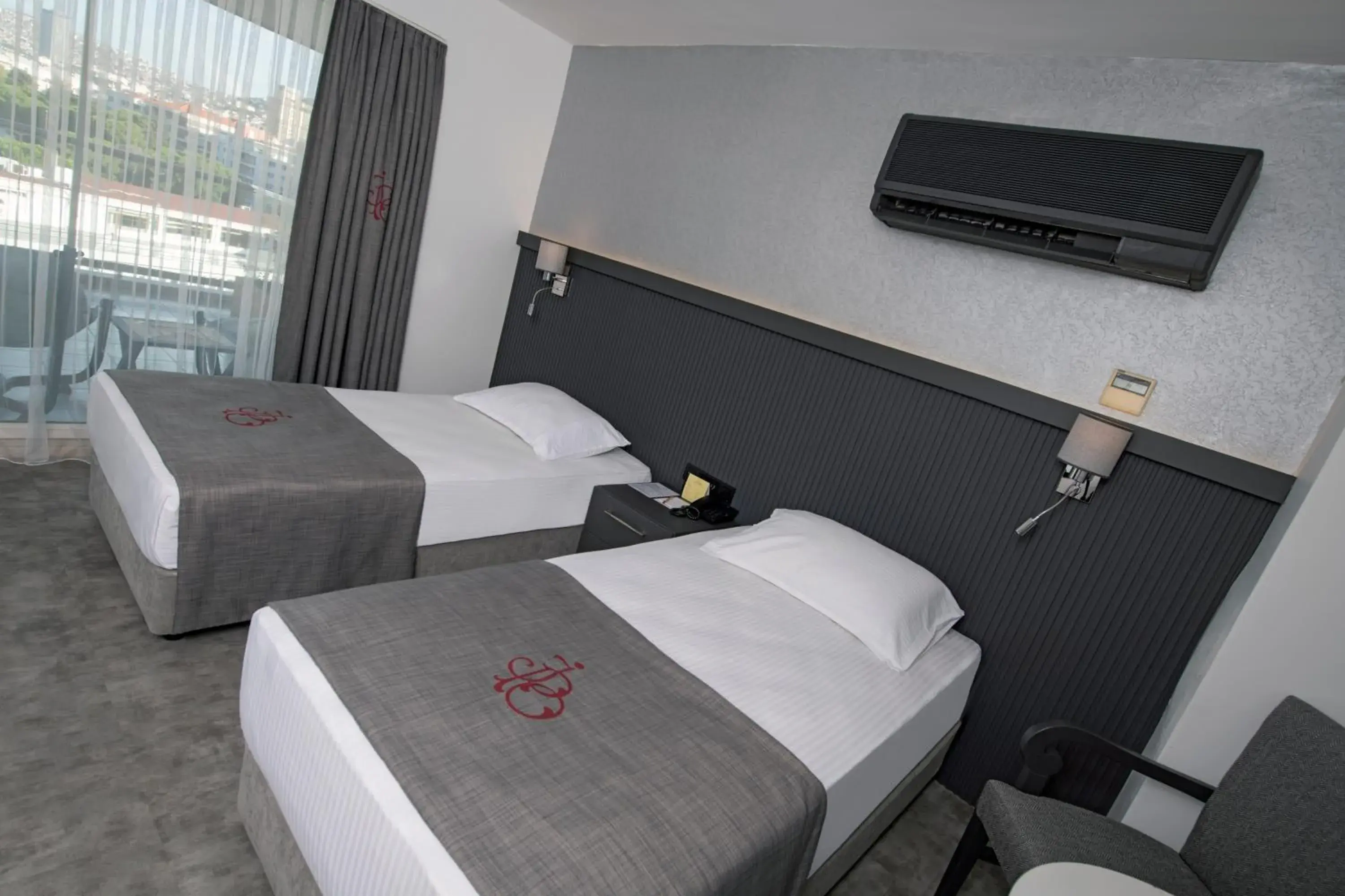 Double Room with Terrace in Izmir Palas Hotel